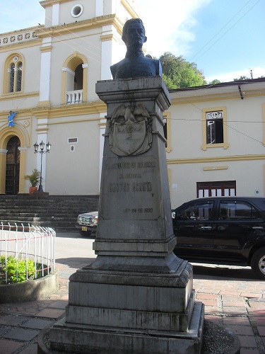 Estatua de Santos Acosta