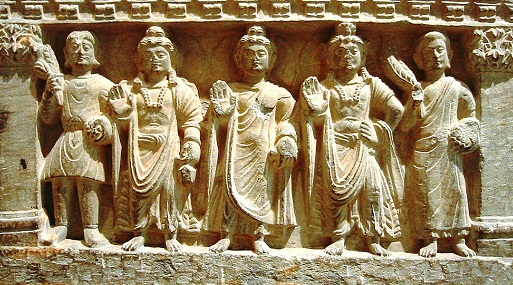 Escultura kushana desarrollada bajo el arte grecobudista