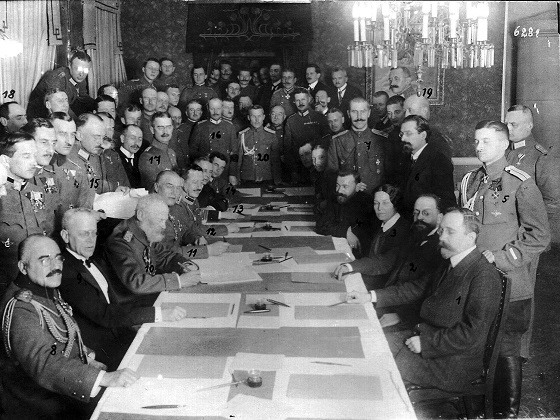 Firma del tratado de Brest-Litovsk