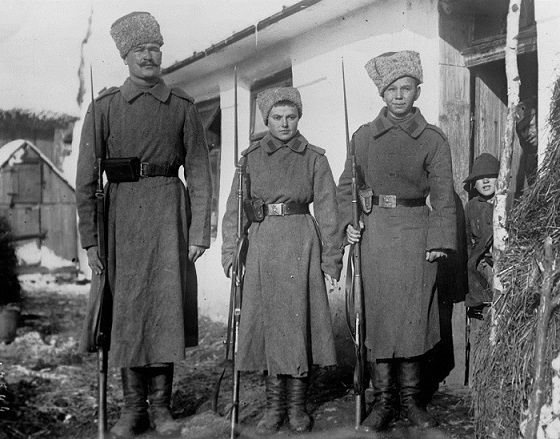 Mujer recluta de la armada rusa