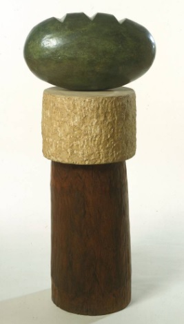 “Piedra y madera combinadas en Cabeza” (1960). William Turnbull. “Piedra y madera combinadas en Cabeza” (1960). William Turnbull.