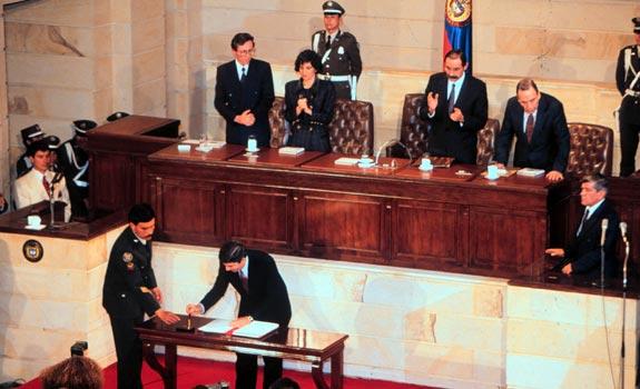 Firma de la Constitución Política de 1991