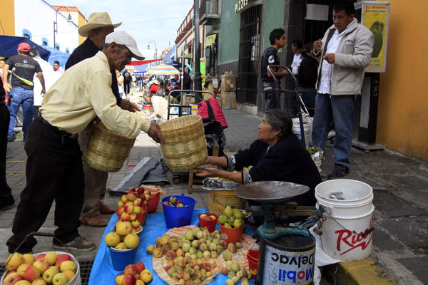 dinero mercancía