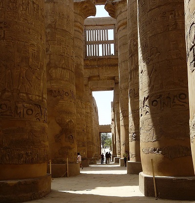 Columnas de la sala hipóstila del Templo de Amón en Karnak
