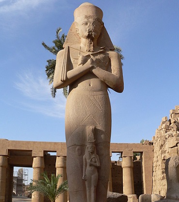 Estatua de Pinedyem I, Sumo sacerdote de Amón