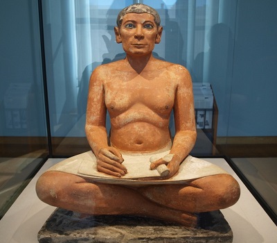 “El escriba sentado”. Museo de Louvre.