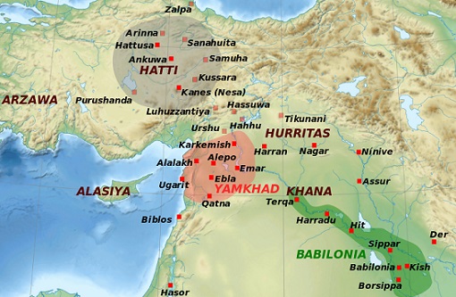 De gris, en la península de Anatolia, el reino hitita en tiempos de Hattusil.