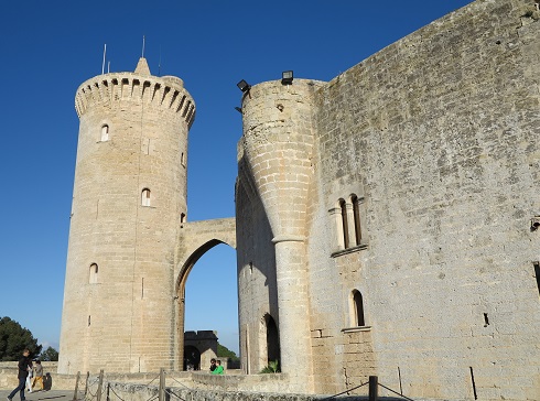 Torre albarrana del castillo de Capdepera