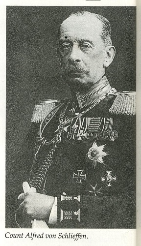 Alfred von Schlieffen, jefe del Estado Mayor alemán entre 1891 y 1907