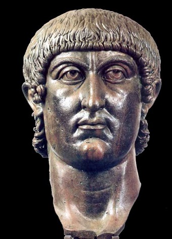 imagen de la cabeza colosal de Constantino