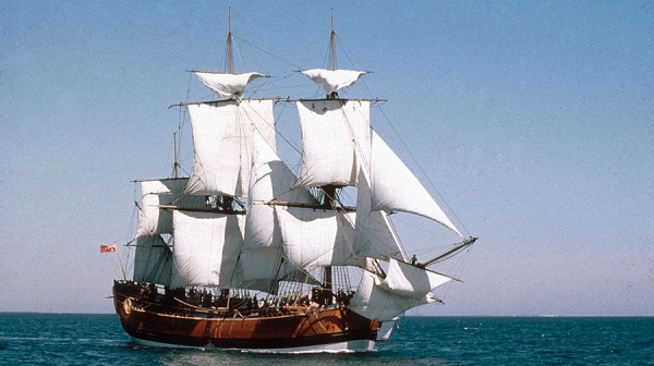 Una reproducción del Endeavour, el barco en el que Cook realizó sus dos primeros viajes Una reproducción del Endeavour, el barco en el que Cook realizó sus dos primeros viajes