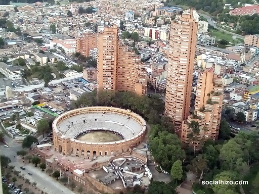 Plaza de Toros La Santamaría