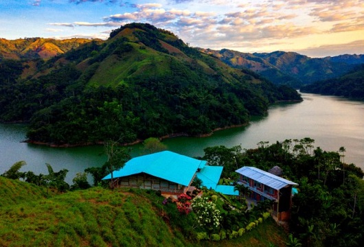 Embalse Amaní en Norcasia, Caldas, Colombia.