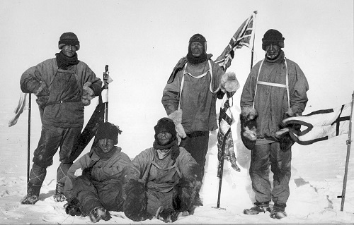 Los miembros del equipo de Scott en el Polo Sur, el 18 de enero de 1912