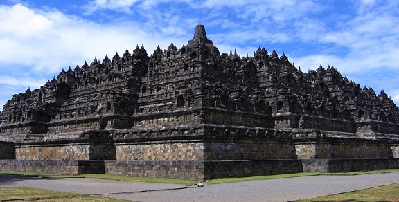 Templo budista en Indonesia