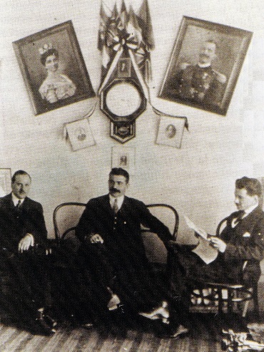 Francisco y Donato Di Doménico con Peppino Di Ruggiero. Barranquilla, ca. 1917. Fundación Patrimonio Fílmico Colombiano. Bogotá.
