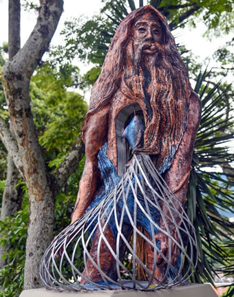 Escultura del Mohán en el Parque de Mitos y Leyendas. Ibagué, Tolima. Escultura del Mohán en el Parque de Mitos y Leyendas. Ibagué, Tolima.