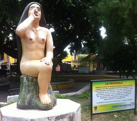 Escultura de la patasola en el Parque mitológico del Espinal, Tolima. Escultura de la patasola en el Parque mitológico del Espinal, Tolima.