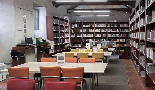 Biblioteca José Manuel Rivas Sacconi
