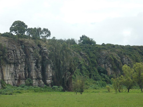  Abrigo rocoso en Abra