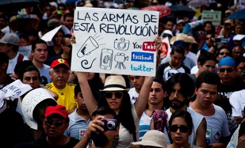 Redes sociales y revolución 